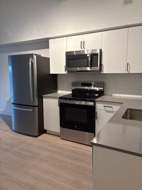 86 Essex , 202, Haverhill, MA 01832