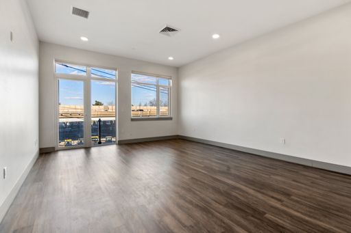 400 Mystic Avenue, 301, Somerville, MA 02145