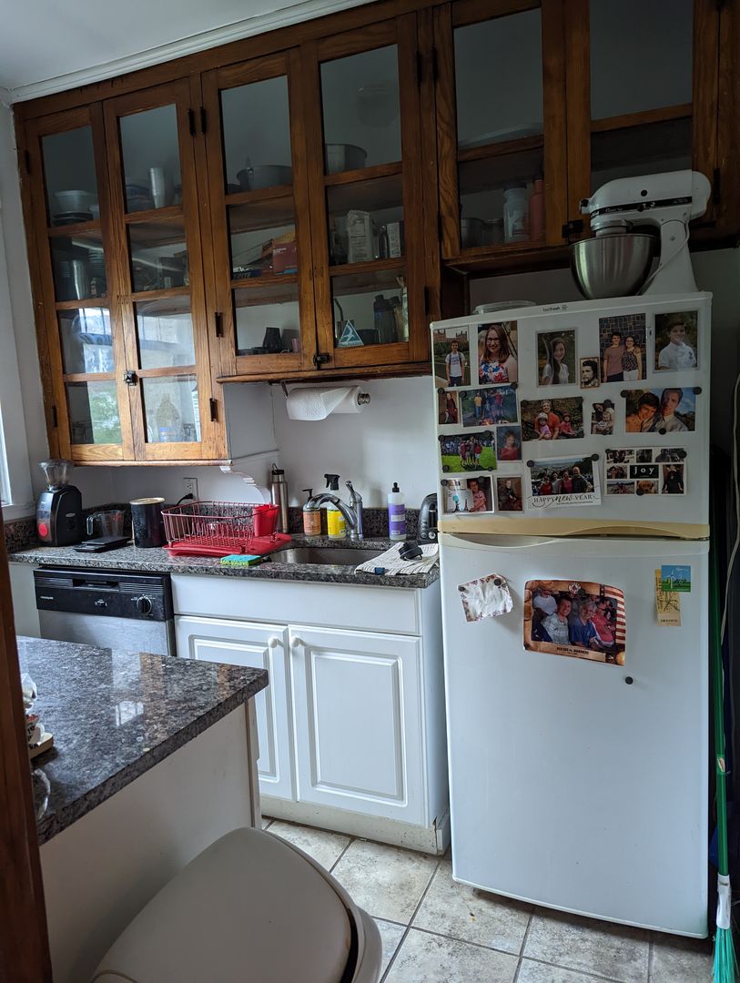 19 Agassiz Street - 21 MA 02140 - Photo 3