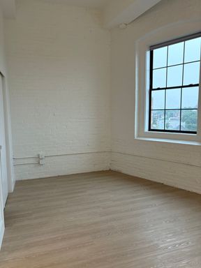 86 Essex , 501, Haverhill, MA 01832
