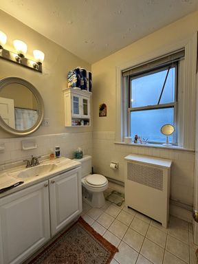 1648 Massachusetts Ave, 63, Cambridge, MA 02138