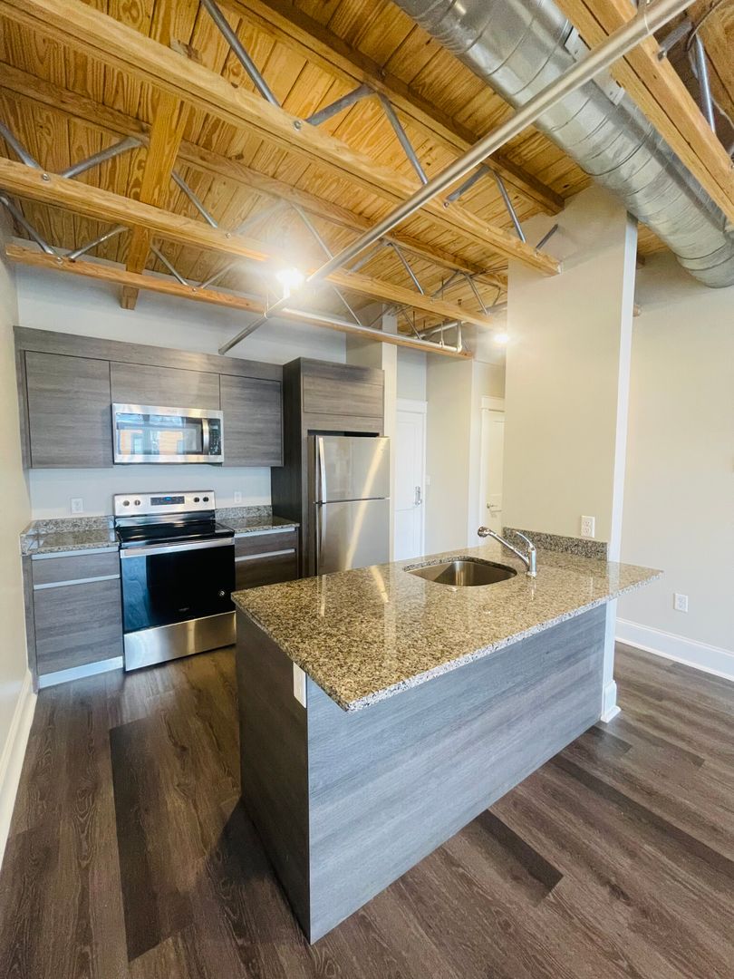 Watertown Apartment: 330-350 Pleasant Street