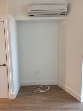 86 Essex , 403, Haverhill, MA 01832