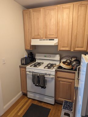 50 Joy Street , 1R, Boston, MA 02114