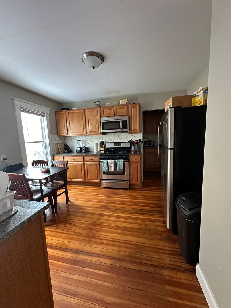 R - 42-44 Whitman Street - 1A Somerville MA 02144 - Photo 8