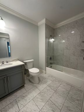 13-18 Hennery Way, Unit 18J, Medfield, MA 02052