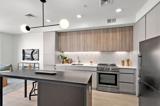 21-35 West 2nd St., Unit 306, Boston, MA 02127