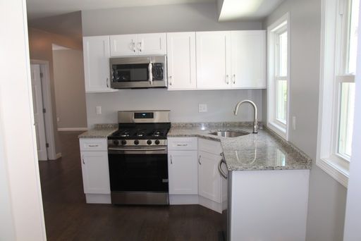 R- 17 Middleton, 2, Dorchester, MA 02124