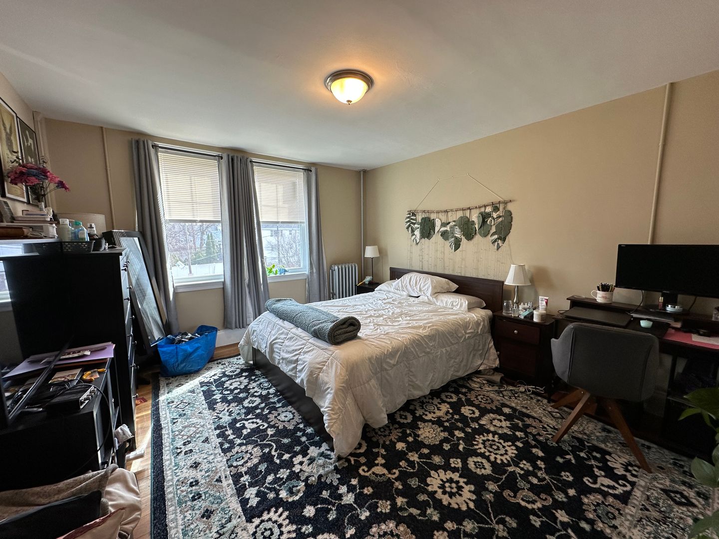 Medford Apartment: 208 Main St.