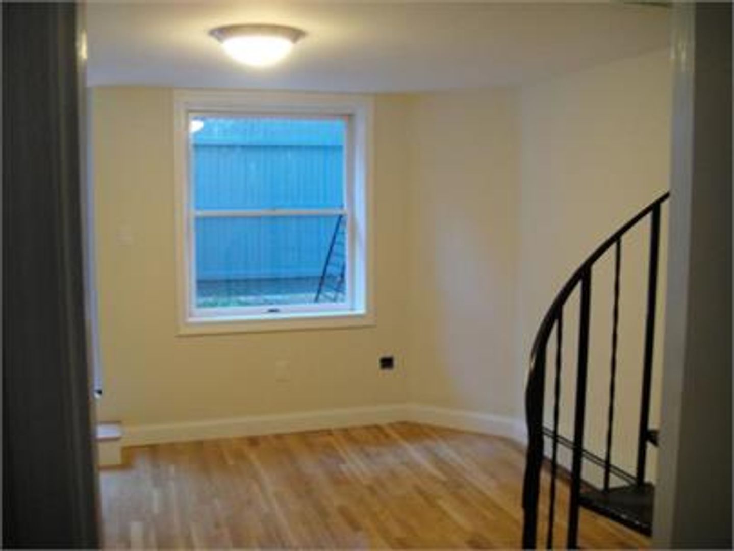 34 Sussex St MA 02120 - Photo 3