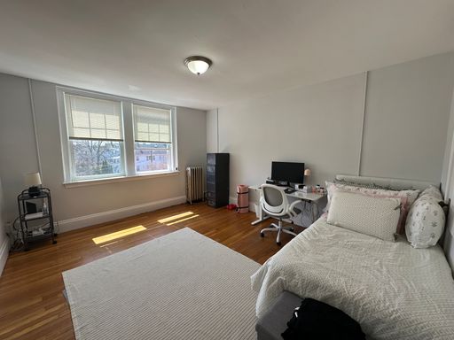 208 Main Street, 10 Brooks Park #14, Medford, MA 02155