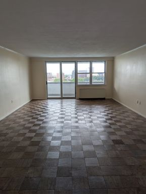 8 Whittier Place , 9H, Boston, MA 02114