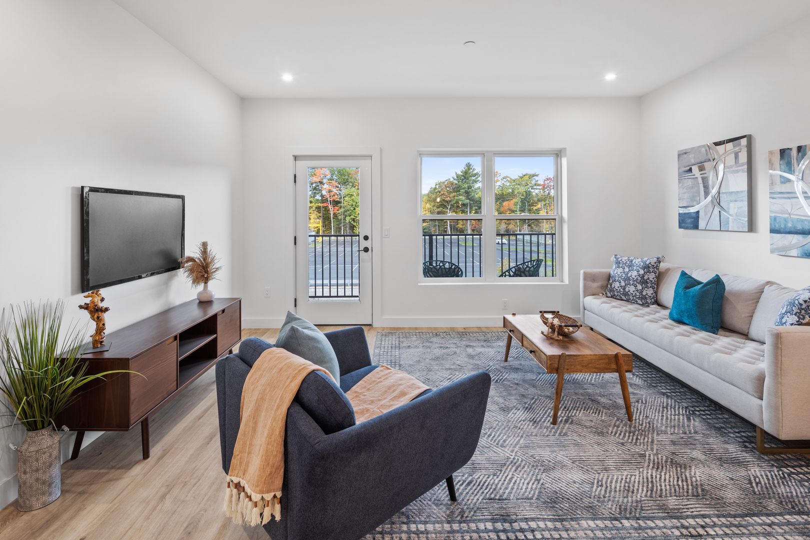 635 Main Street, Unit 109 MA 01887-3215 - Photo 3