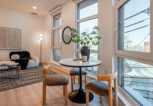 16 - 20 Medford St., 212, Somerville, MA 02134