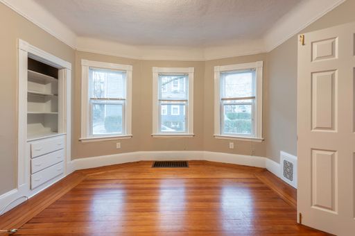 68 Richdale Ave , 1, Cambridge, MA 02140