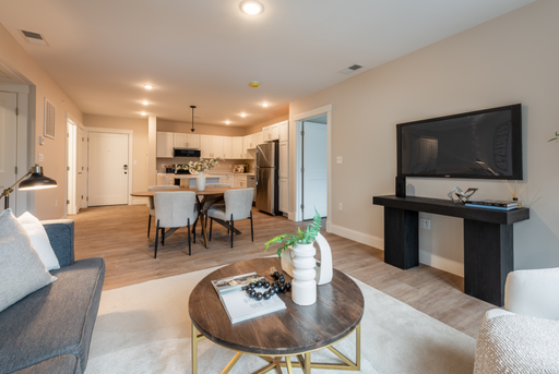 936 Brush Hill Rd, Unit 206, Milton, MA 02186