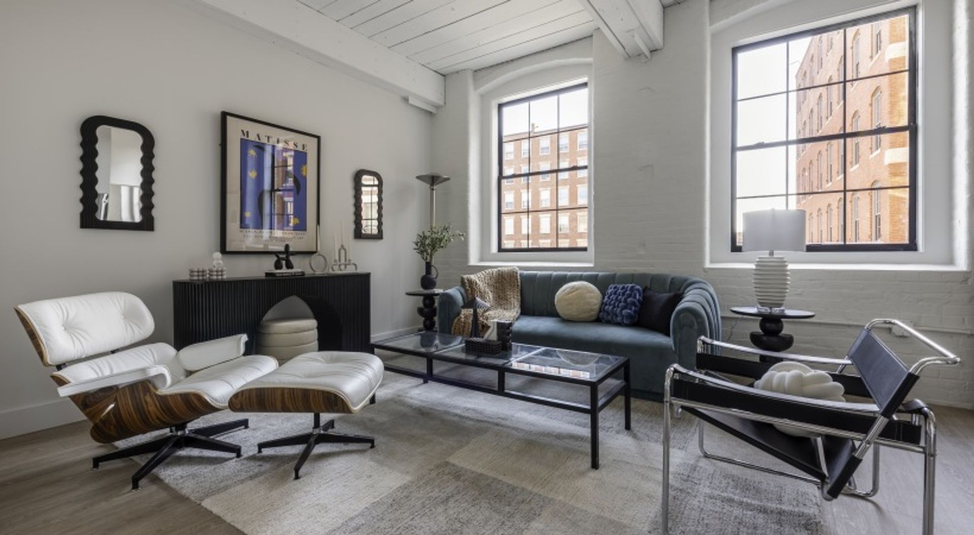 Haverhill Apartment: 86 Essex St.