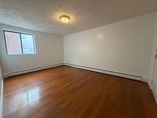 70 Lafayette Avenue, 12, Chelsea, MA 02150