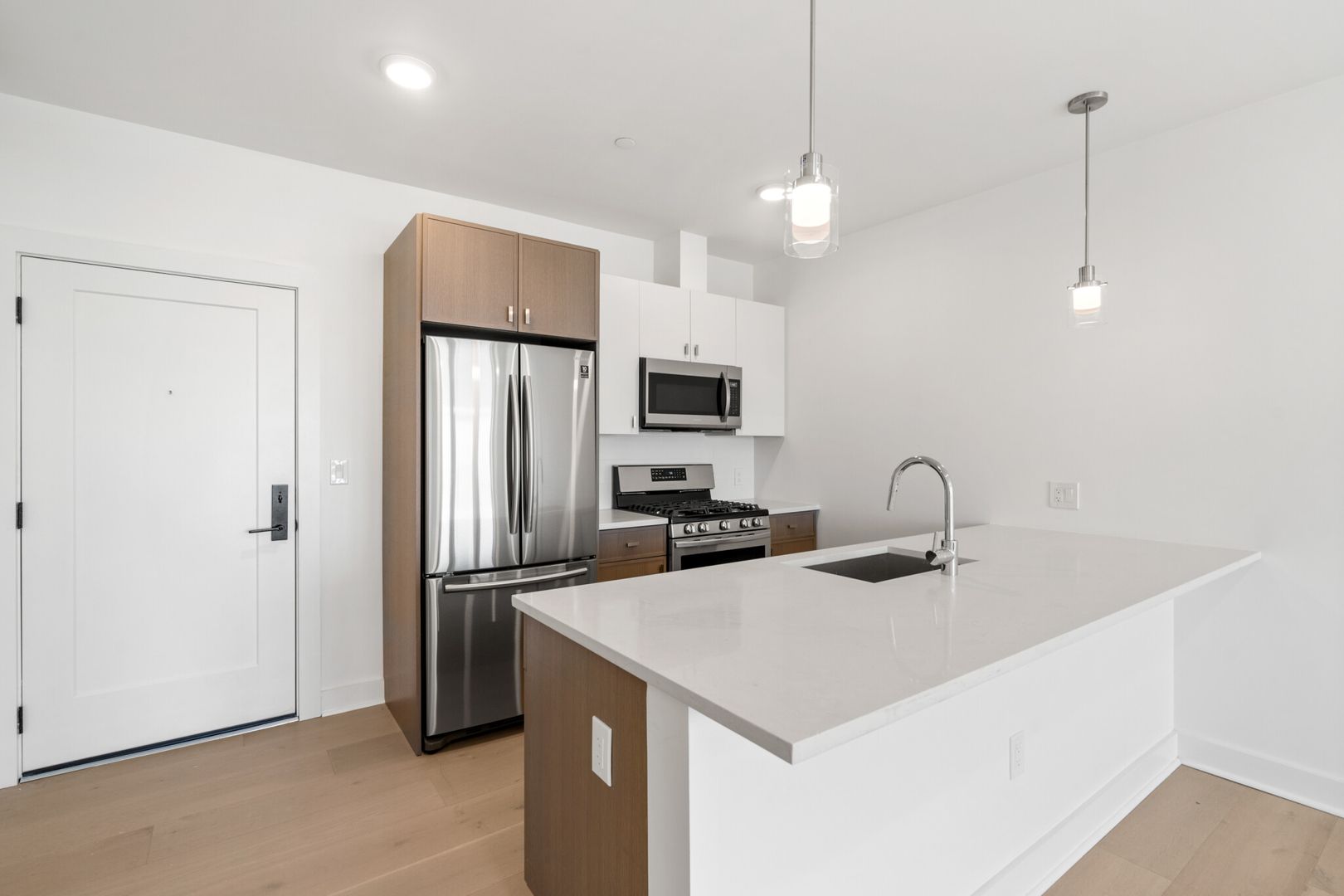 917 Bennington St. PH503 East Boston MA 02128 - Photo 2
