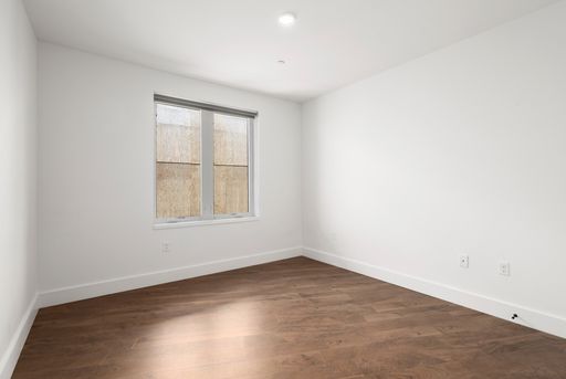 26 Hichborn St., Unit 4, Brighton, MA 02135