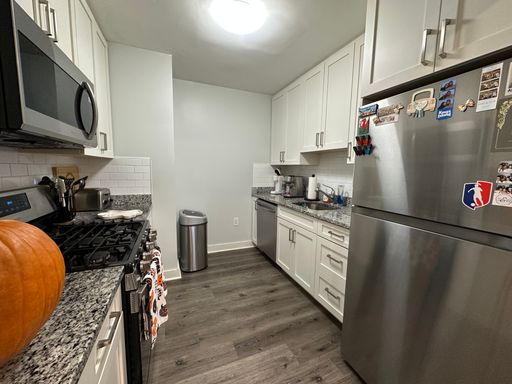 13-18 Hennery Way, Unit 17B, Medfield, MA 02052