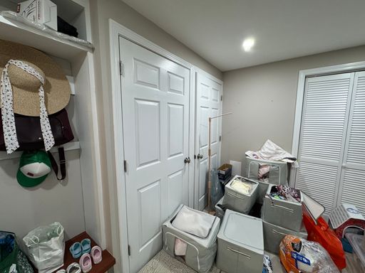 43 Canterbury Road, Waltham, MA 02453