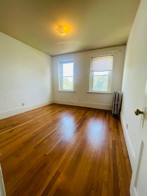 14 Palace Rd, 14P-3, Boston, MA 02115