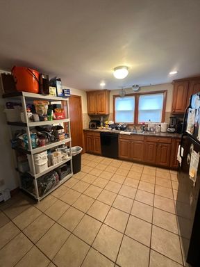 28 Olcott Street, 2, Watertown, MA 2472