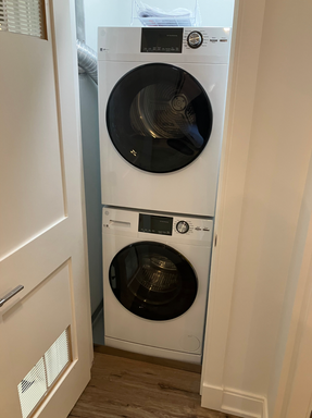 61 County St, 212, Dover, MA 02030