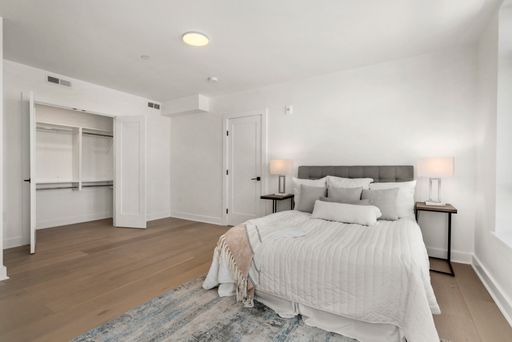 917 Bennington St, 301, East Boston, MA 02128