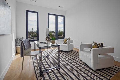 Ultra Chic 1 Bedroom. The BEST Metro North commuter location in Fairfield County!