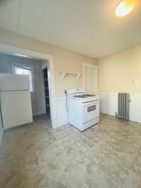 16 Templeton Parkway - 2, 2, Watertown, MA 02472