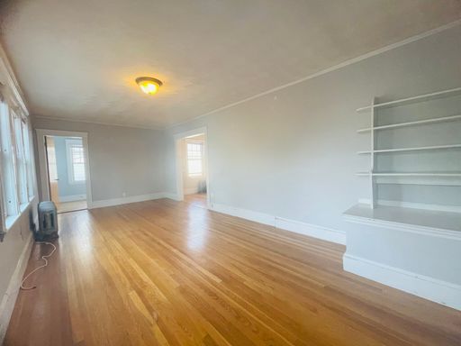 16 Templeton Parkway - 2, 2, Watertown, MA 02472