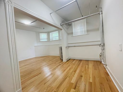 14 Palace Rd , 14P-21, Boston, MA 02115
