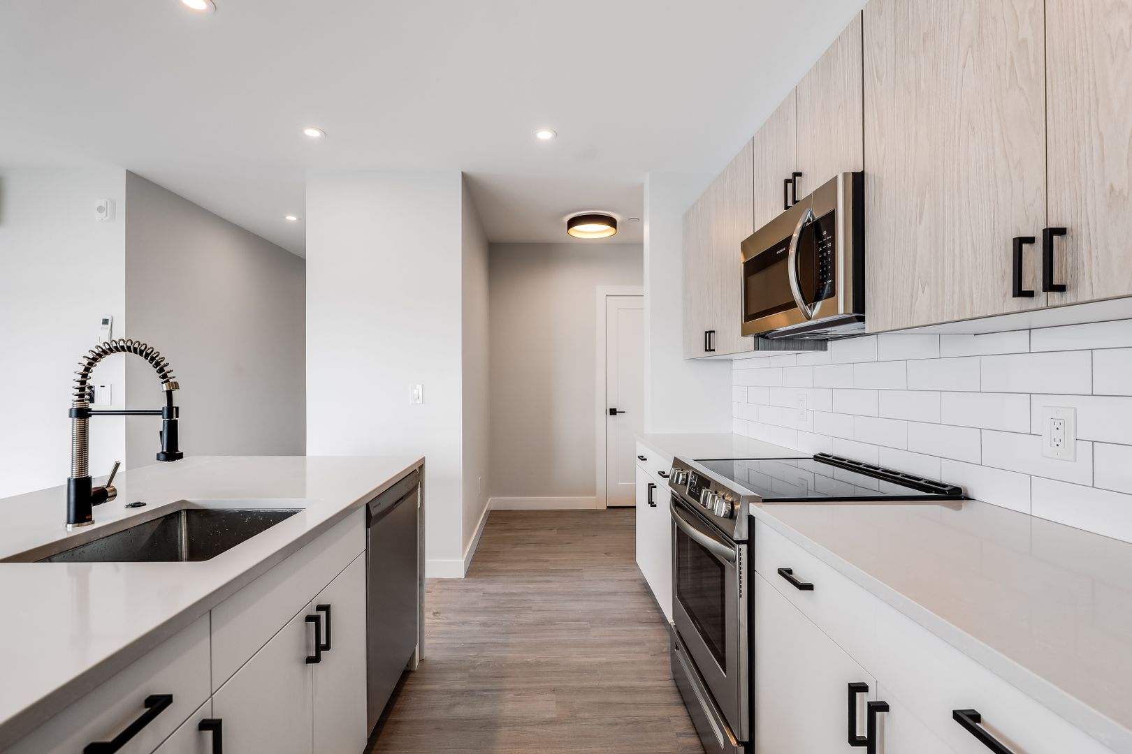 12 Congress Street Unit 308 Beverly MA 01915 - Photo 8