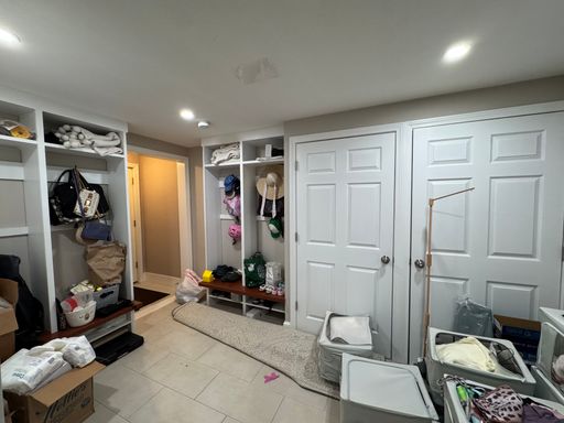 43 Canterbury Road, Waltham, MA 02453