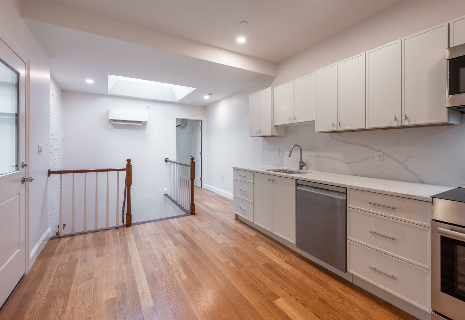 Boston Apartment: 43 Bowdoin Street