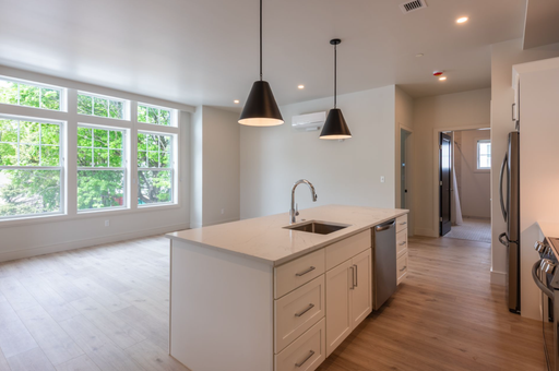 1223 Washington St., Unit 8, Norwood, MA 02062