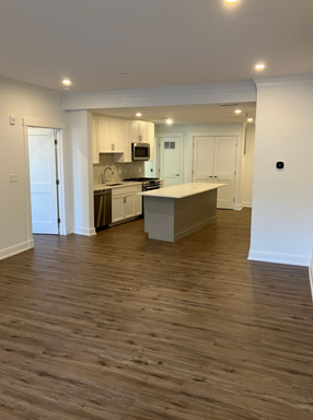 61 County St, 310, Dover, MA 02030