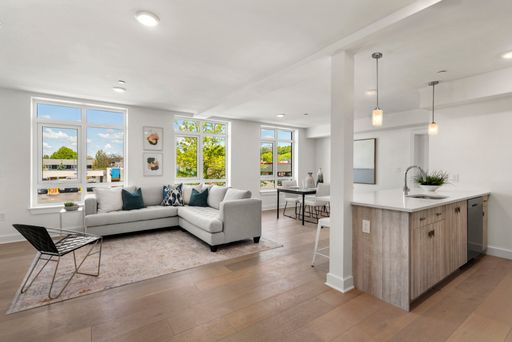 917 Bennington St, 211, East Boston, MA 02128
