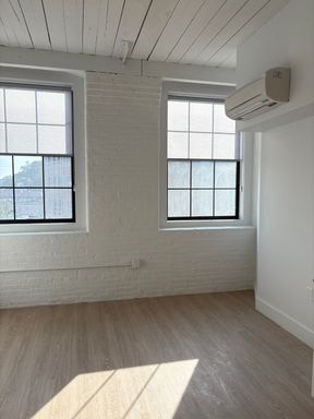 86 Essex , 606, Haverhill, MA 01832