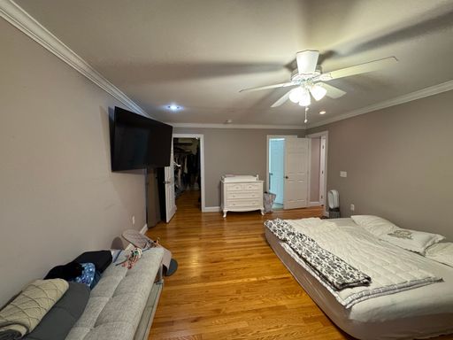 43 Canterbury Road, Waltham, MA 02453