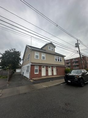 92 Waltham Street, 92-4, Watertown, MA 02472