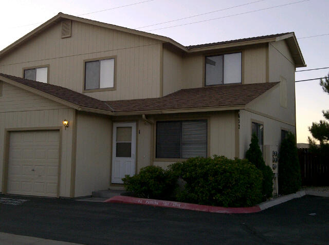 Carson City Apartment: 4652 Oak Street
