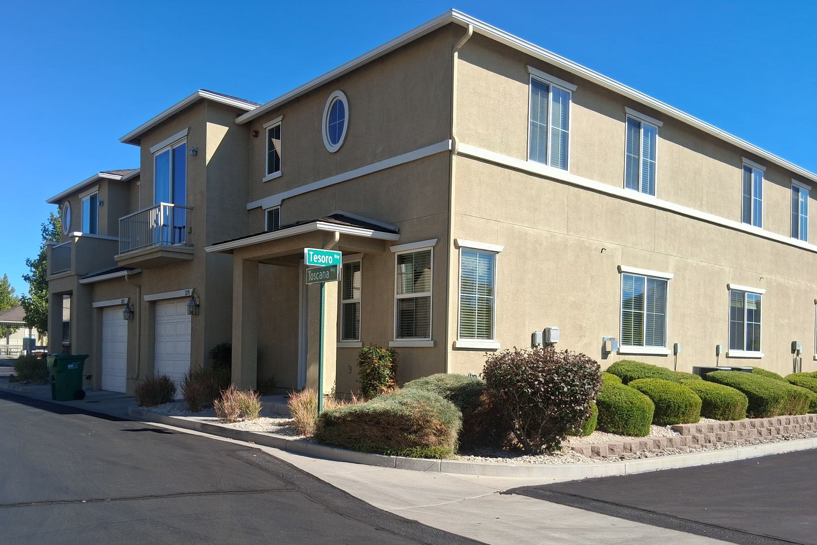Carson City House: 1291 Toscana way