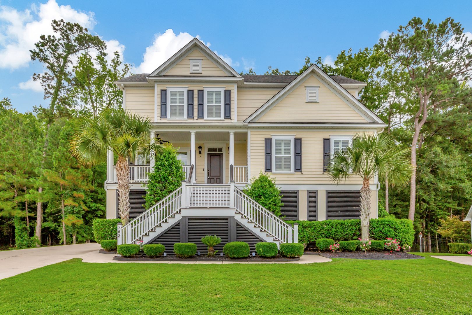Summerville House: 258 Silver Cypress Circle