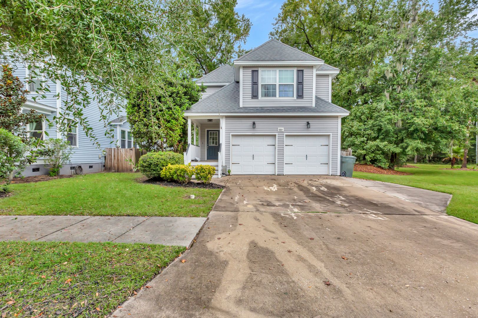 Charleston House: 1804 Parkland Preserve Lane