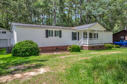 Beautifully Renovated 3 Bedroom Home in the Heart of Summerville! – photo 1