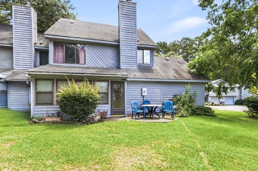 Open Concept Condo! 3 Bedrooms & 3 Baths! – photo 1