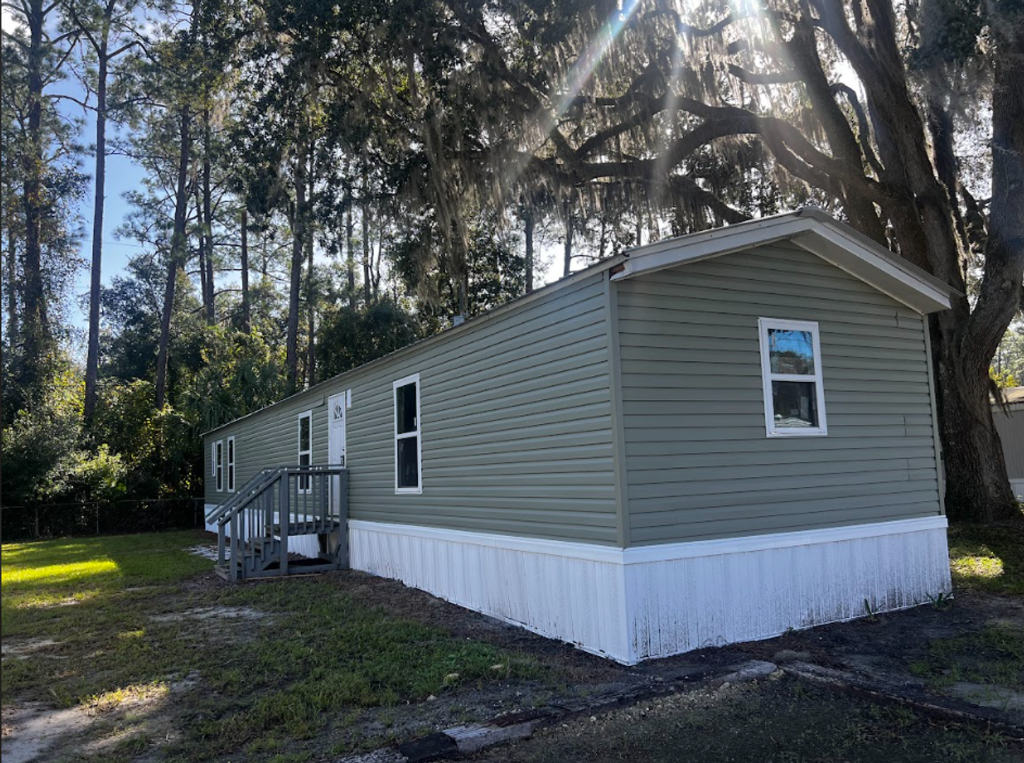 Palatka Apartment: 7017 Silver Lake Drive